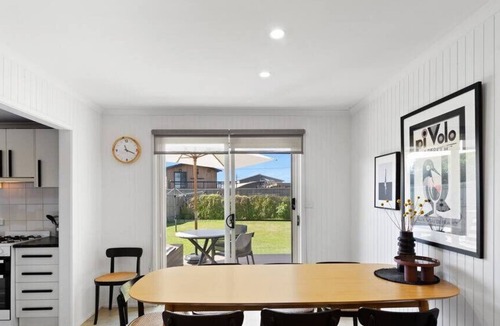 Sunderland Bay House | Couples Retreat with Ocean View