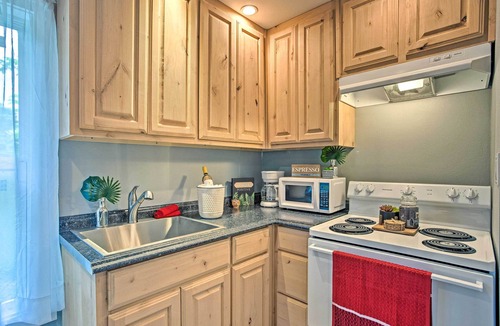 Canton House | Couple’s Retreat In Canton w/Patio, Trail & Yard!