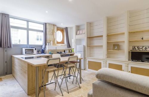 Le Blanc Apartment | Cour des Moines - centre ville