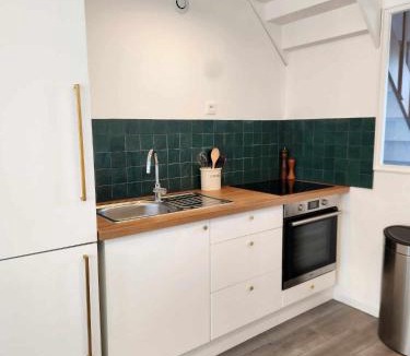 Le Neubourg Apartment | Cour Saint Jean