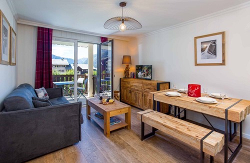 Chamonix City Centre Apartment | Courmayeur Apartment