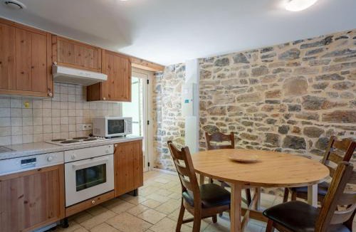 Courry House | Courry Gem Pool & Charm