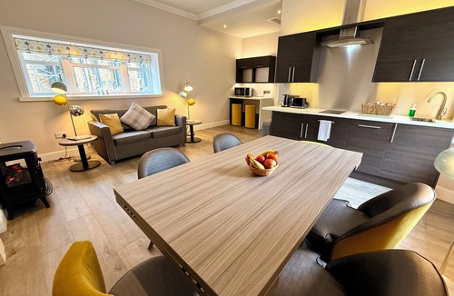 Linlithgow Apartment | Court Residence