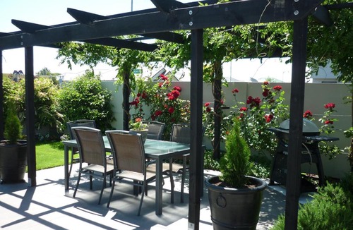 Kaiapoi Bed & Breakfast | Courtenay B & B