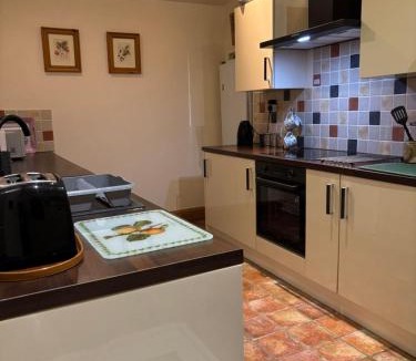 Newport House | Courtside Barn, Lynn, Newport