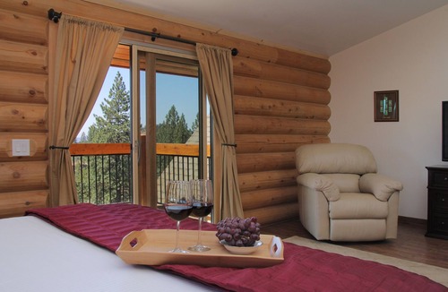 Murphys Bed & Breakfast | Courtwood Inn