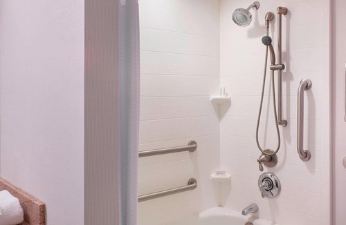 Downtown Decatur Hotel | Courtyard Atlanta Decatur Downtown/Emory