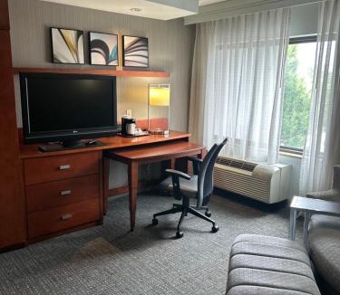 Butztown Hotel | Courtyard Bethlehem Lehigh Valley/I-78