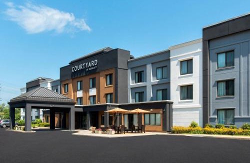 Binghamton Hotel | Courtyard Binghamton