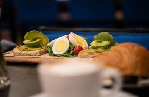 Prudential - St. Botolph Hotel | Courtyard Boston Copley Square