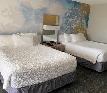 Raynham Hotel | Courtyard Boston Raynham