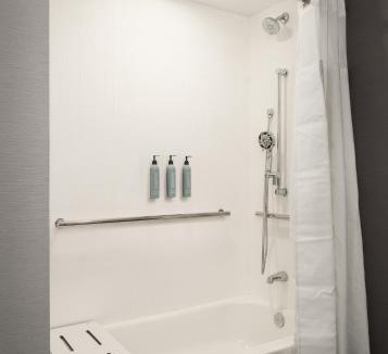 Brunswick Hotel | Courtyard Brunswick