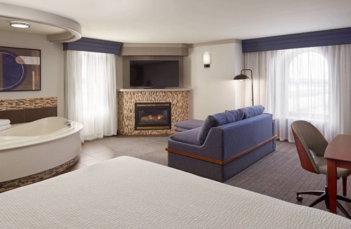 Township of Woolwich Hotel | Courtyard by Marriott Waterloo St. Jacobs