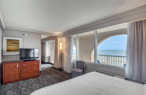 Jacksonville Beach Resort | Courtyard by Marriott Jacksonville Beach Oceanfront