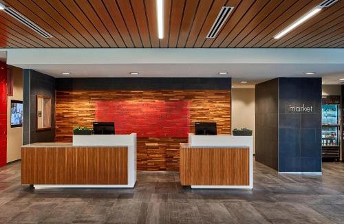 St. Louis Park Hotel | Courtyard by Marriott Minneapolis West