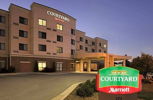 Salisbury Hotel | Courtyard by Marriott Salisbury