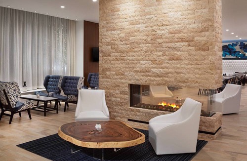 Downtown Hotel | Courtyard by Marriott Stamford Downtown