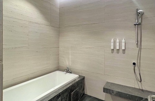 Pengkalan Rama Tengah Hotel | Courtyard by Marriott Melaka