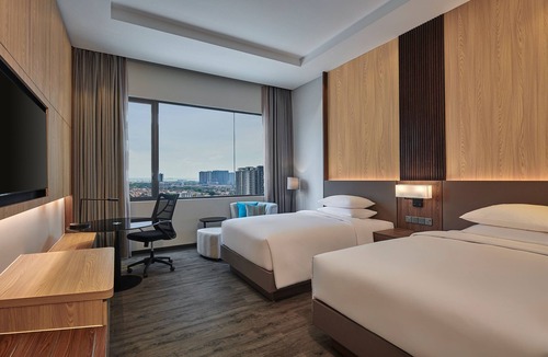 Pengkalan Rama Tengah Hotel | Courtyard by Marriott Melaka