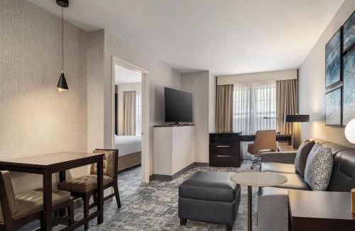Central Islip Hotel | Courtyard by Marriott Long Island Islip/Courthouse Complex