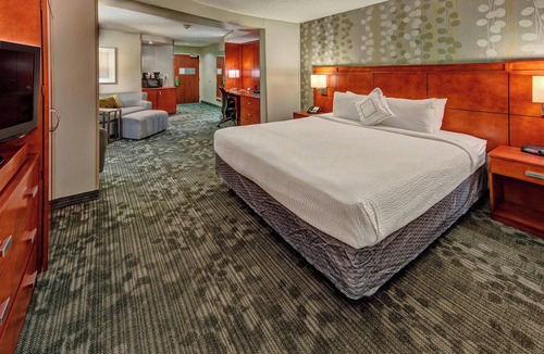 Alexandria Hotel | Courtyard by Marriott Alexandria