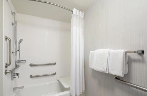 Round Rock Hotel | Courtyard by Marriott- Austin Round Rock