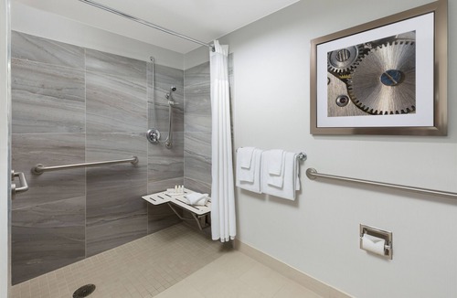 Waller Creek District Hotel | Courtyard by Marriott Austin Downtown/Convention Center