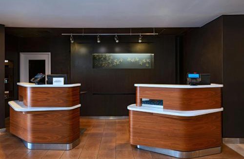 Gateway Hotel | Courtyard by Marriott Austin The Domain Area