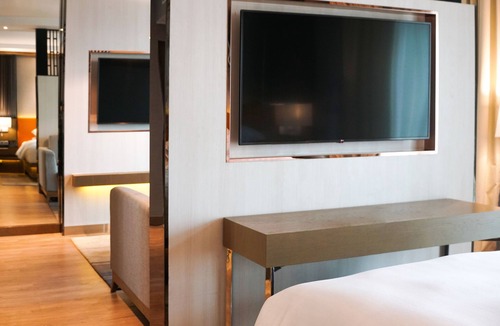 Pasirkaliki Hotel | Courtyard by Marriott Bandung Dago