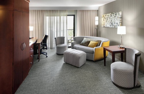 Butztown Hotel | Courtyard by Marriott Bethlehem Lehigh Valley/I-78