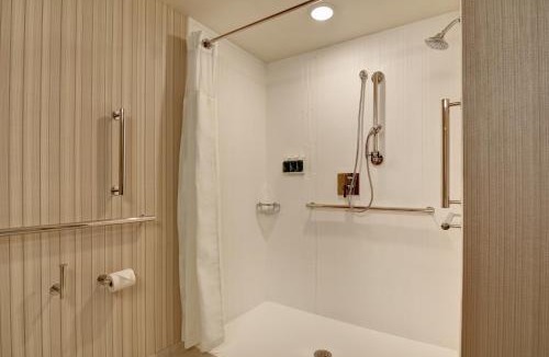 Rogers Hotel | Courtyard by Marriott Bentonville Rogers Promenade