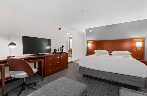 Williston South Hotel | Courtyard by Marriott Burlington Williston