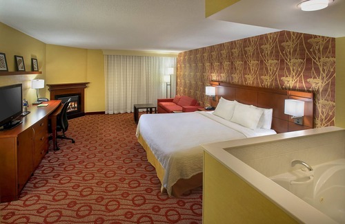 Niagara Falls Hotel | Courtyard by Marriott Niagara Falls