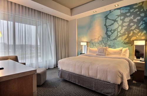 Les Rivieres Hotel | Courtyard by Marriott Quebec City