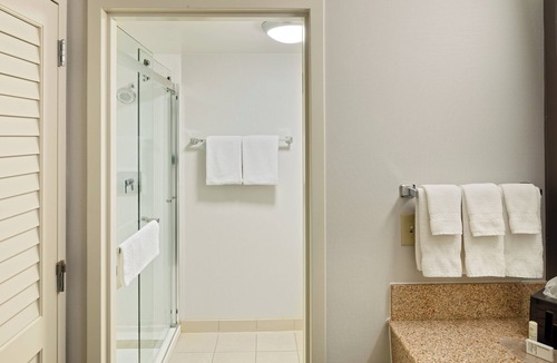 Blue Ash Hotel | Courtyard by Marriott Cincinnati Blue Ash