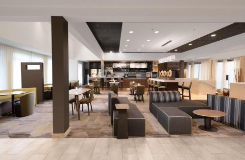 Plano Hotel | Courtyard by Marriott Dallas Plano Parkway at Preston Road