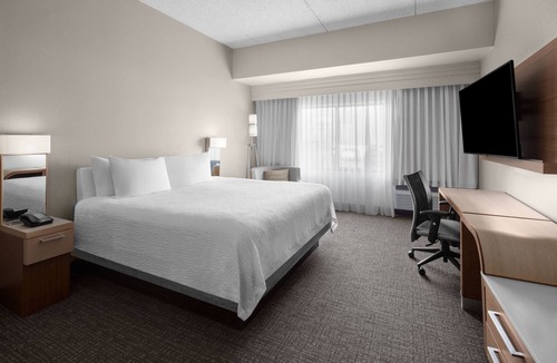 Brighton Hotel | Courtyard by Marriott Detroit Brighton