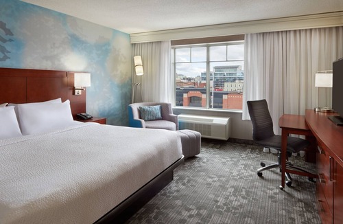 ByWard Market Hotel | Courtyard by Marriott Downtown Ottawa