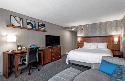 Easton Hotel | Courtyard by Marriott Easton-Columbus