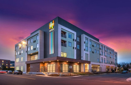 Harlow Hotel | Courtyard by Marriott Eugene Downtown