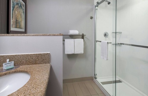 Ewing Hotel | Courtyard by Marriott Ewing Princeton