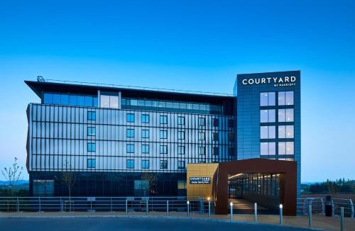 Clyst St Mary Hotel | Courtyard by Marriott Exeter Sandy Park
