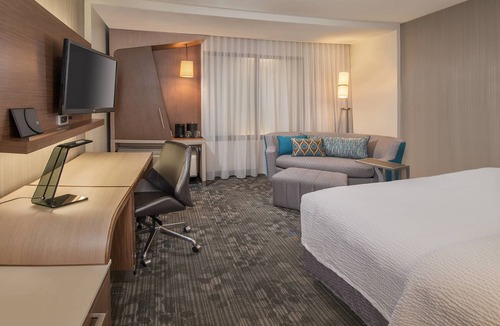 Fargo Hotel | Courtyard by Marriott Fargo