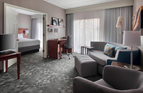 Fishkill Hotel | Courtyard by Marriott Fishkill
