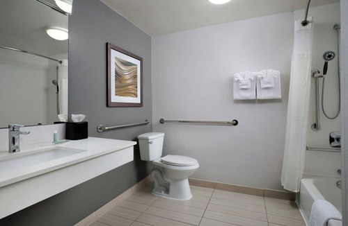 Fort Myers Hotel | Courtyard by Marriott Fort Myers Cape Coral