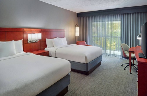 Ballenger Creek Hotel | Courtyard by Marriott Frederick