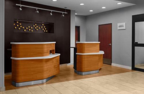 Kingwood Hotel | Courtyard By Marriott Houston Kingwood