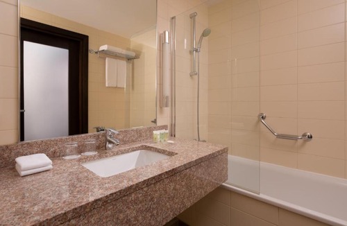 Kazan City Centre Hotel | Courtyard by Marriott Kazan Kremlin