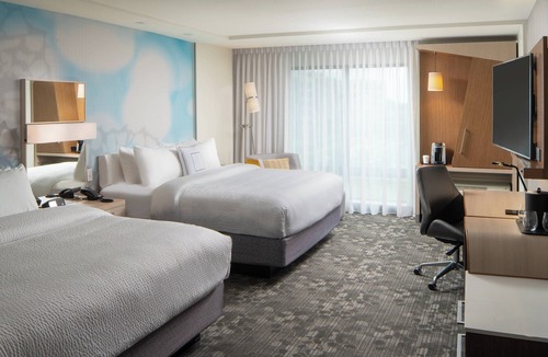 Milton Hotel | Courtyard by Marriott Lafayette South