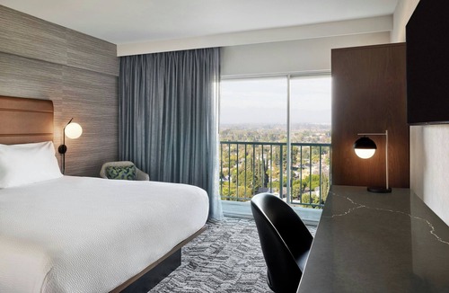 Sherman Oaks Hotel | Courtyard by Marriott Los Angeles - Sherman Oaks